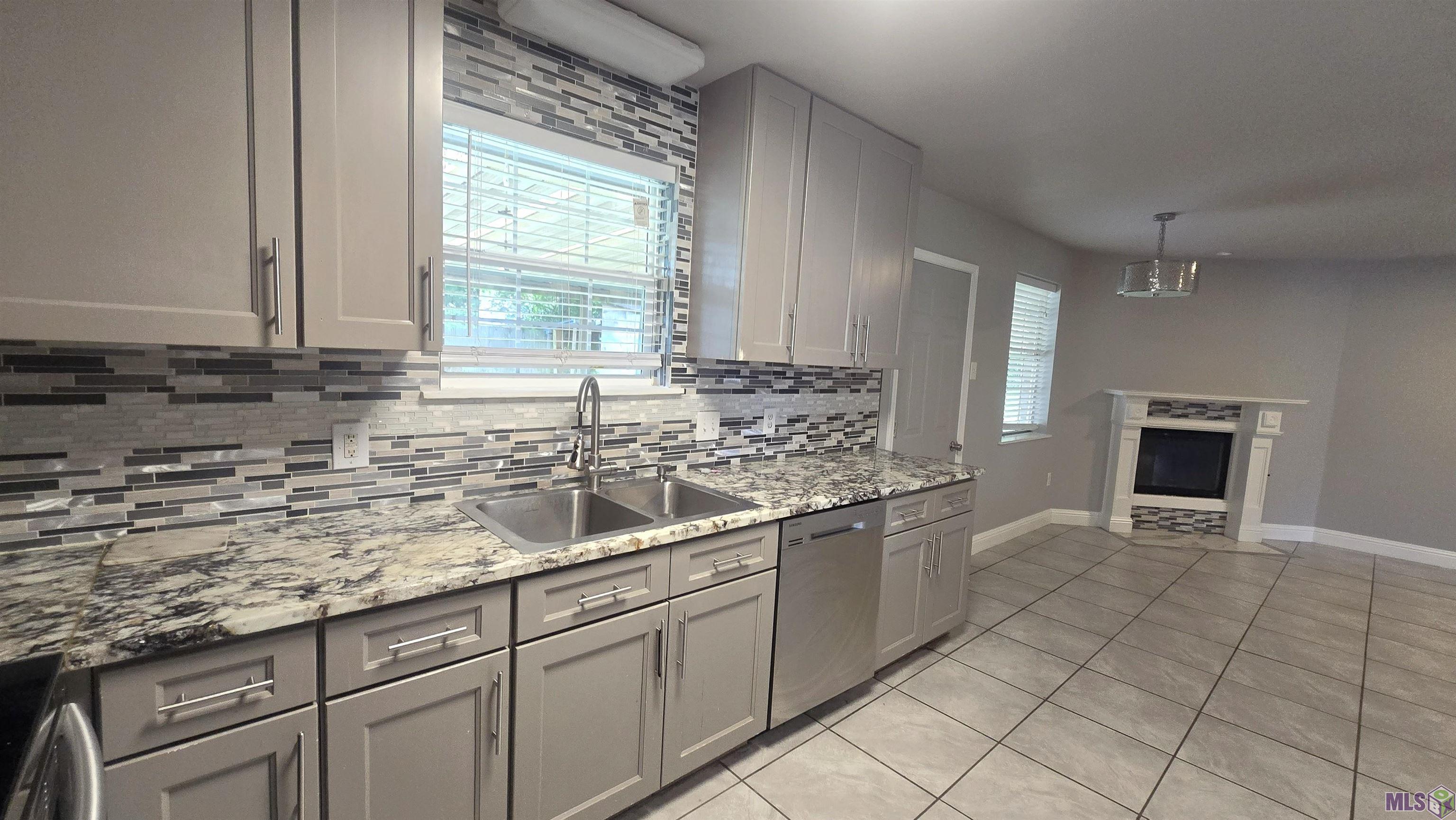 16523 Batavia Avenue St. George, LA 70817 - Photo 6 of 24
