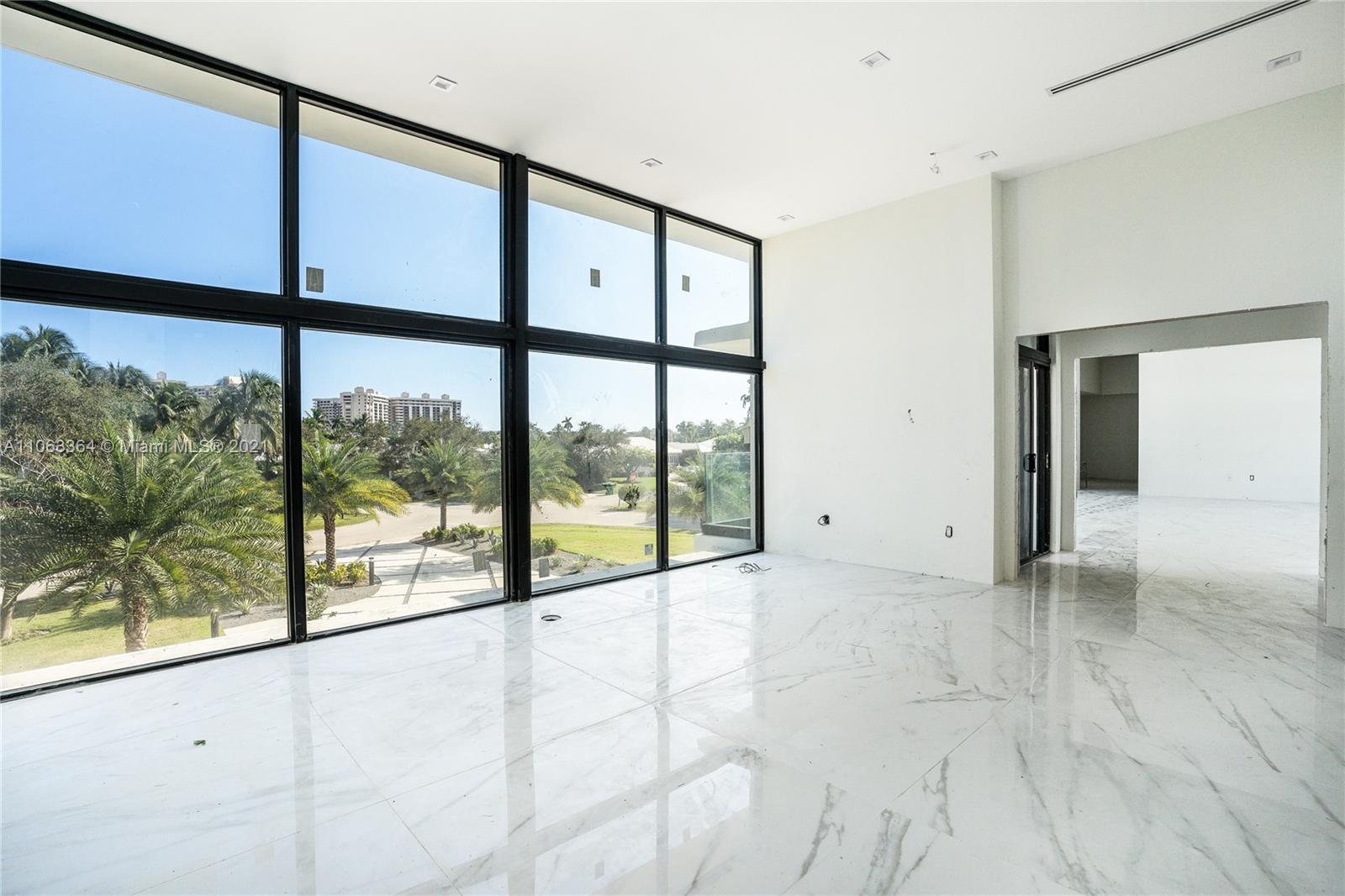 19 Gatehouse Road Sea Ranch Lakes, FL 33308 - Photo 15 of 56