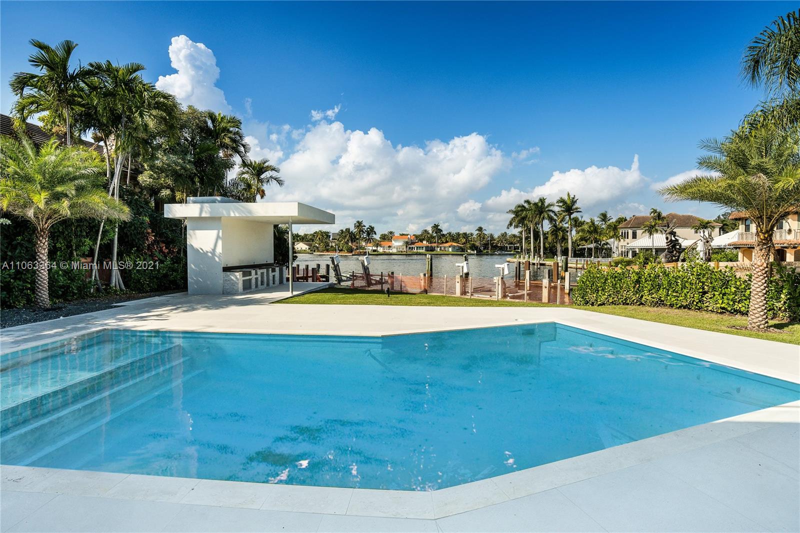 19 Gatehouse Road Sea Ranch Lakes, FL 33308 - Photo 51 of 56