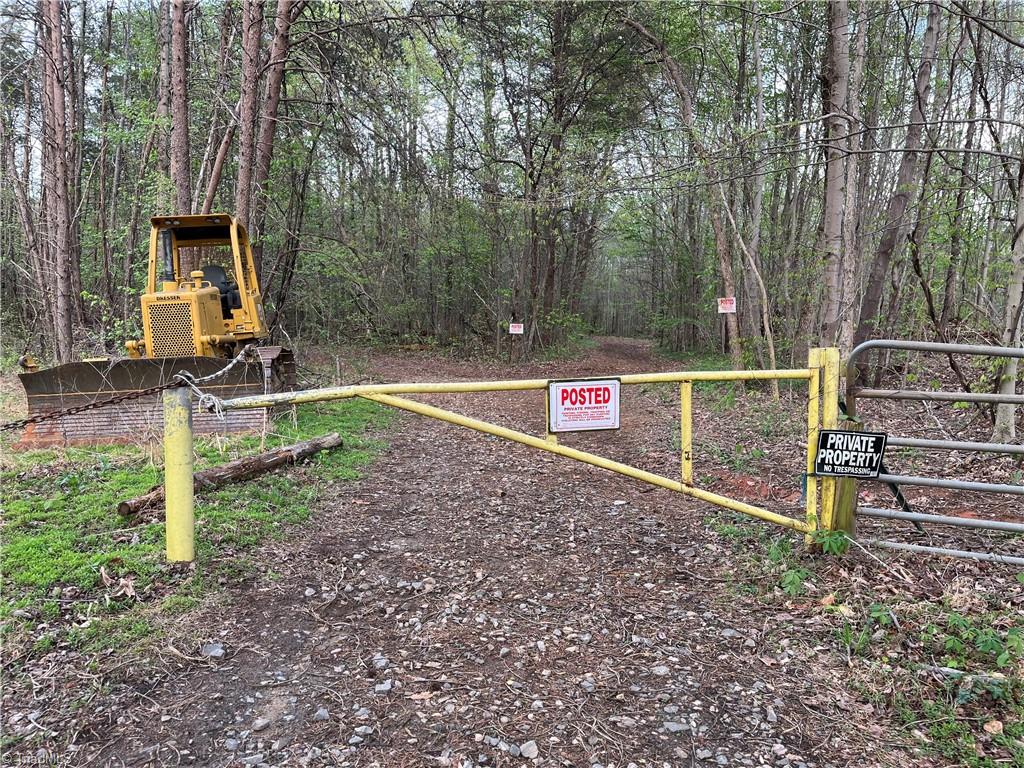 5001 Mecum Road Walkertown, NC 27051 - Photo 14 of 17