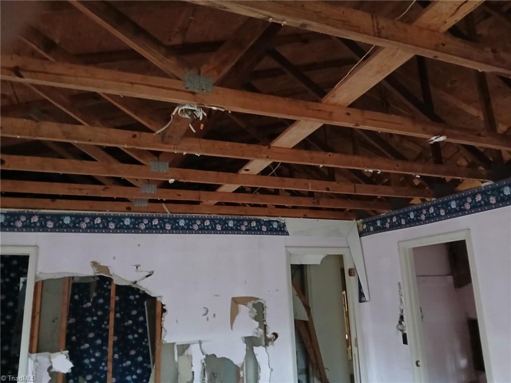 5001 Mecum Road Walkertown, NC 27051 - Photo 9 of 17