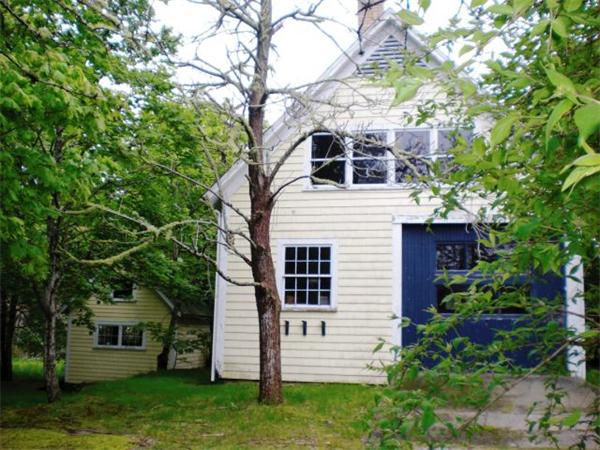 14 Pine Island Road Mattapoisett, MA 02739 - Photo 4 of 6 Gallery Image 4