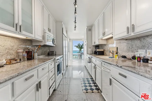 $2,695,000 | 201 Ocean Avenue, Unit 904P, Santa Monica, CA 90402