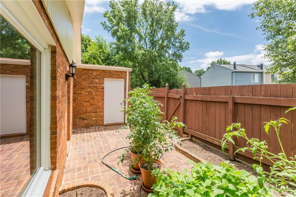 4830 Tower Road Greensboro, NC 27410 - Photo 6 of 30 Gallery Image 6