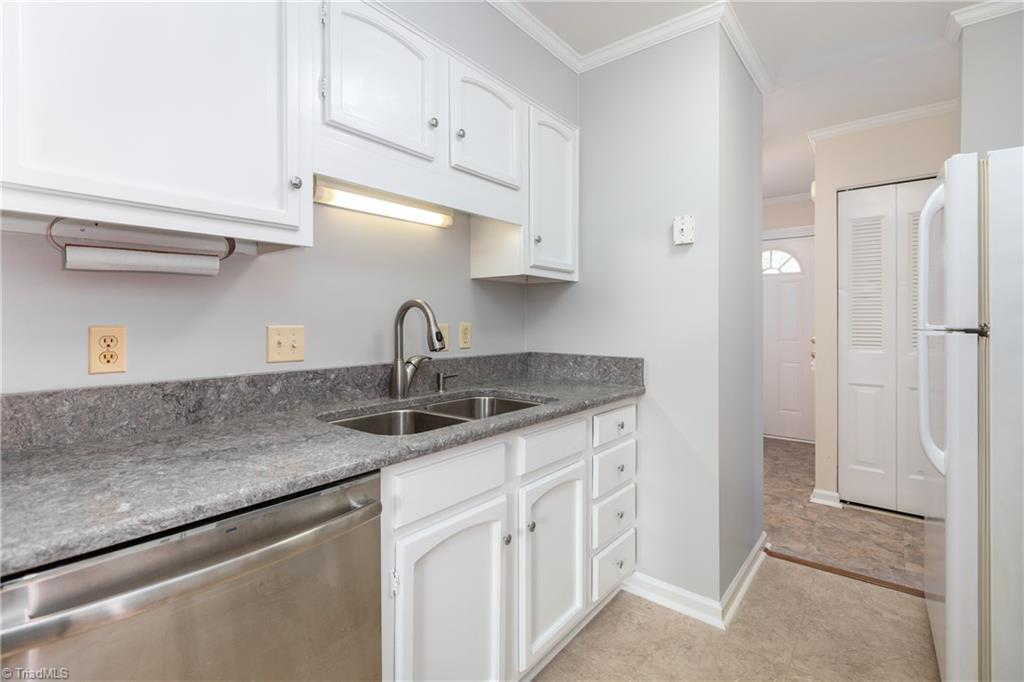 4830 Tower Road Greensboro, NC 27410 - Photo 10 of 30 Gallery Image 10