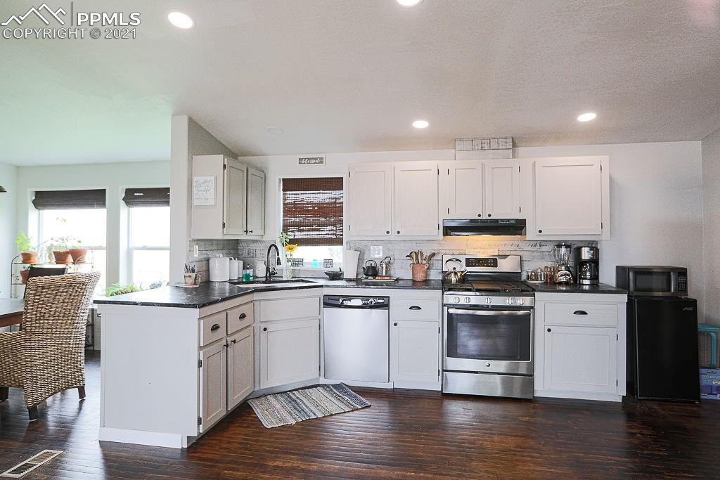 4615 South Yoder Road Yoder, CO 80864 - Photo 8 of 36