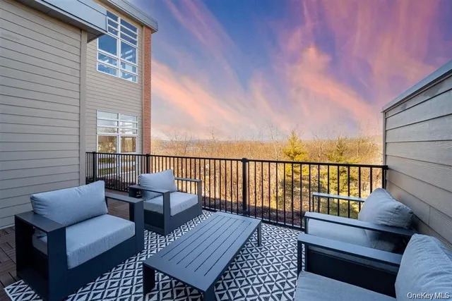 $5,250 | 30 Beekman Street, Beacon, NY 12508