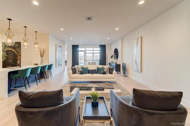 $5,250 | 30 Beekman Street, Beacon, NY 12508