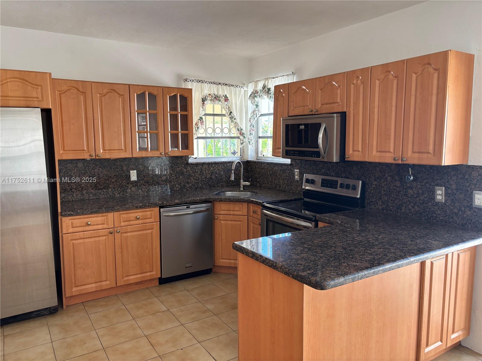 1511 Southwest 20th Court Miami, FL 33145 - Photo 5 of 5