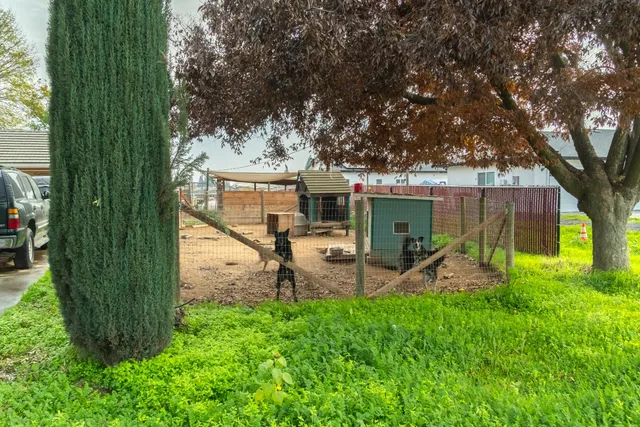 $450,000 | 17383 Daley Road, Madera, CA 93638