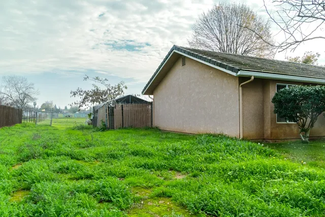 $450,000 | 17383 Daley Road, Madera, CA 93638