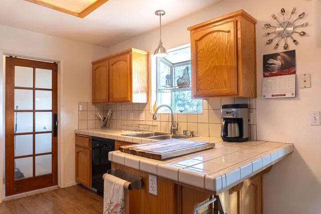 $450,000 | 17383 Daley Road, Madera, CA 93638