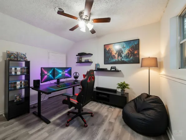 $2,495 | 2401 Leon Street, Unit 303, Austin, TX 78705