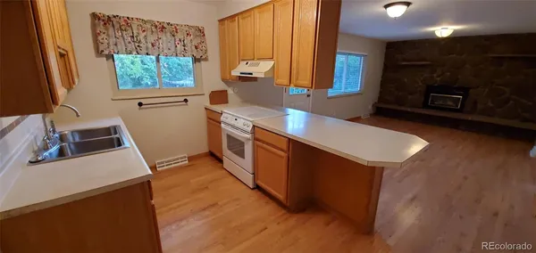 $2,995 | 1512 South Yank Street, Lakewood, CO 80228