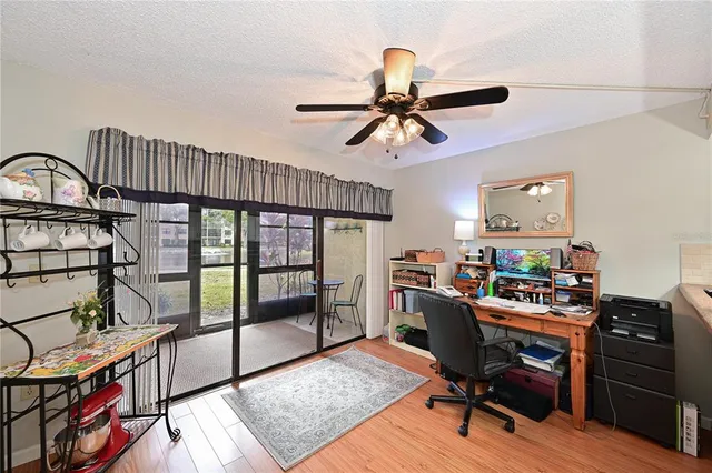 $159,900 | 425 30th Avenue West, Unit C102, Bradenton, FL 34205