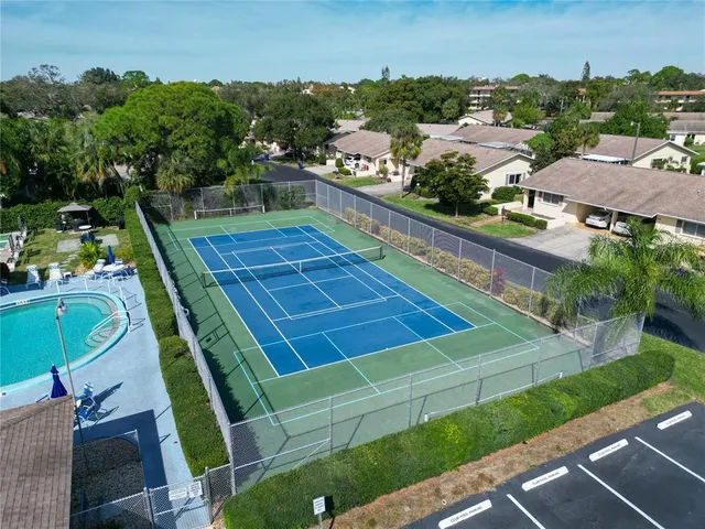 $159,900 | 425 30th Avenue West, Unit C102, Bradenton, FL 34205