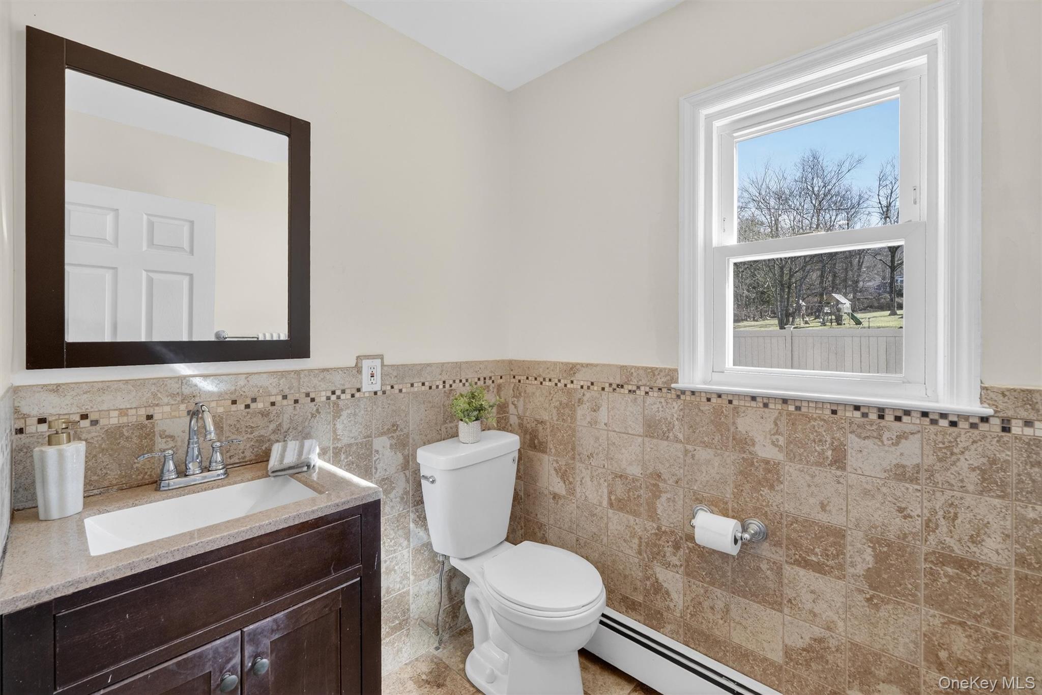 82 Taxter Road Irvington, NY 10533 - Photo 17 of 38