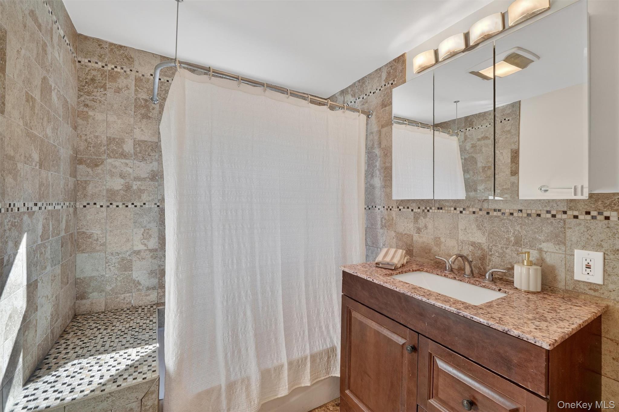 82 Taxter Road Irvington, NY 10533 - Photo 26 of 38