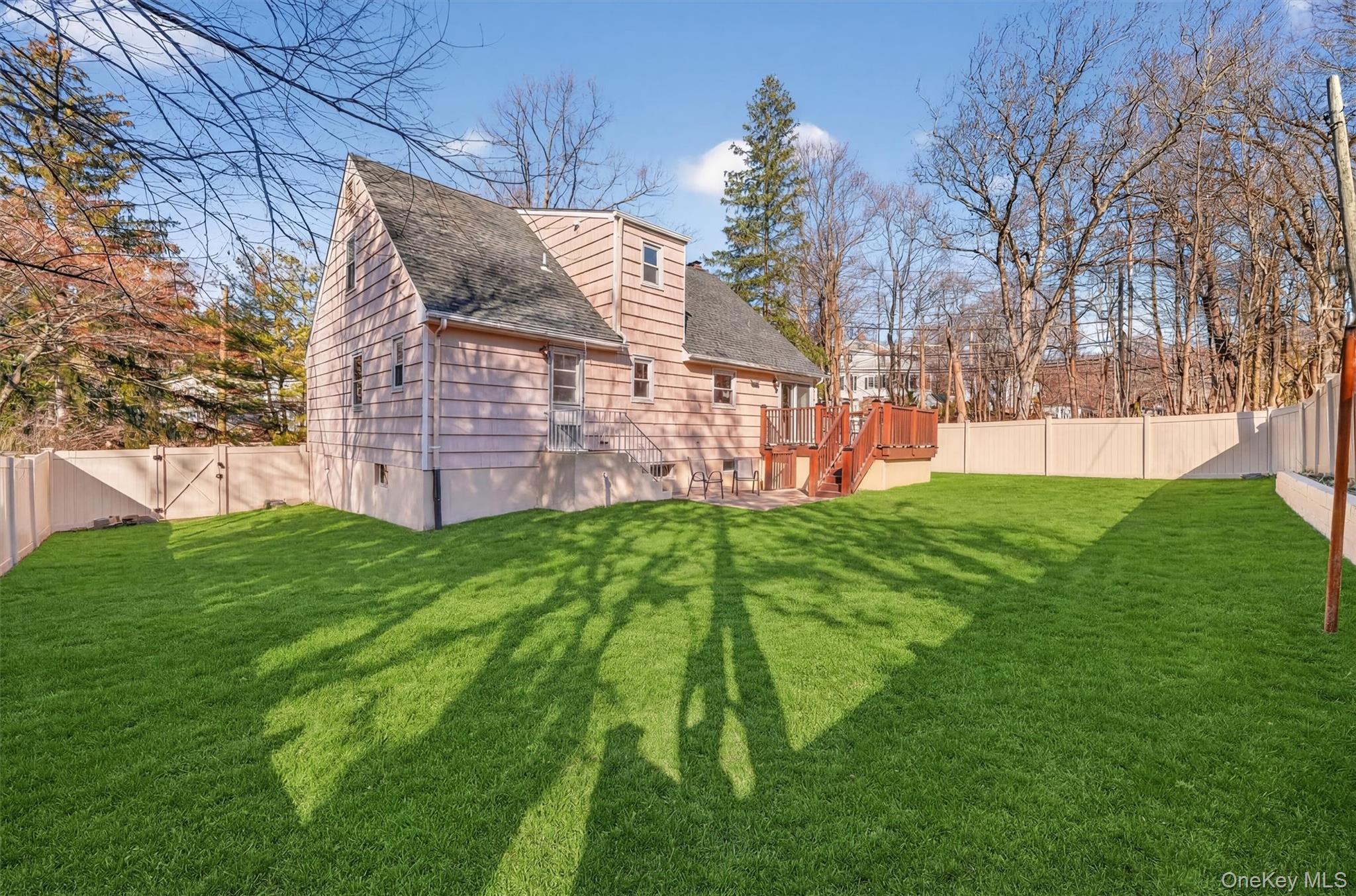 82 Taxter Road Irvington, NY 10533 - Photo 34 of 38