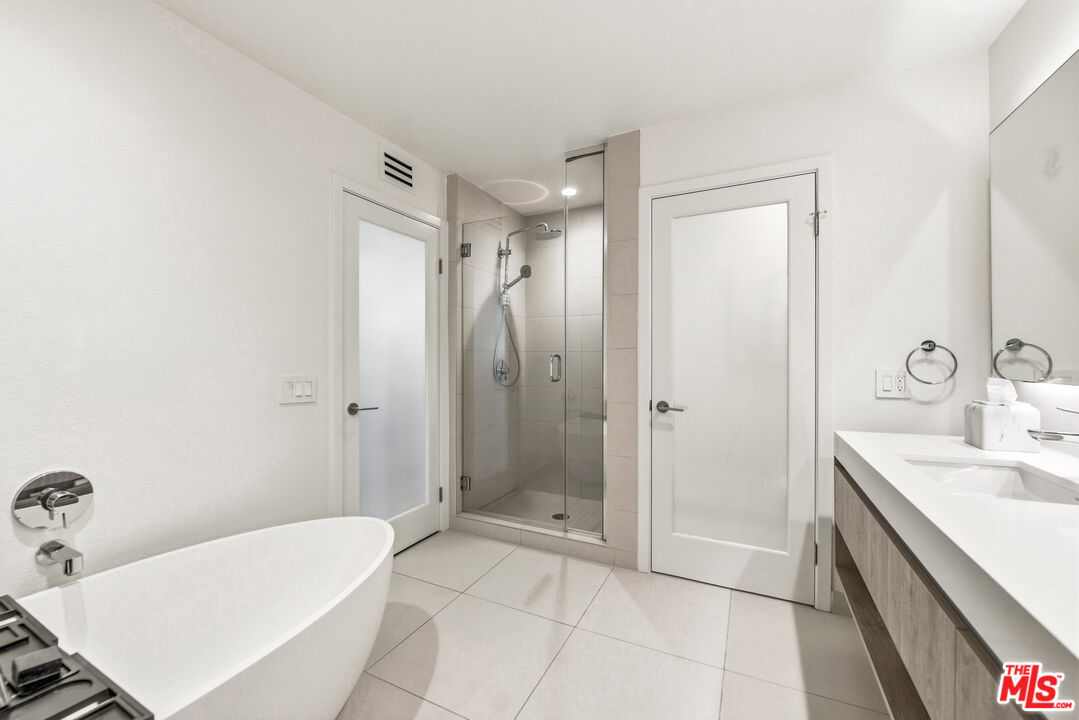 6487 Cavalleri Road, Unit 429 Malibu, CA 90265 - Photo 21 of 41