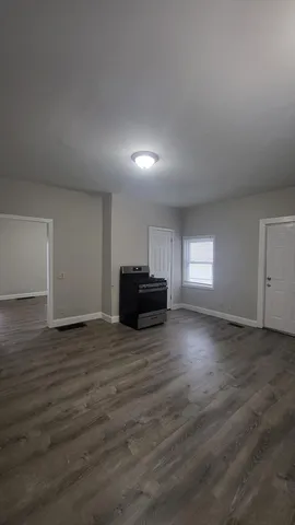 $2,750 | 273 West 6th Street, Unit 273, Lowell, MA 01850