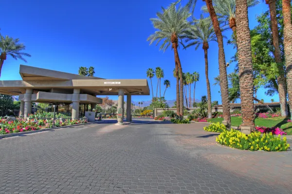 $10,000 | 34 Columbia Drive, Rancho Mirage, CA 92270