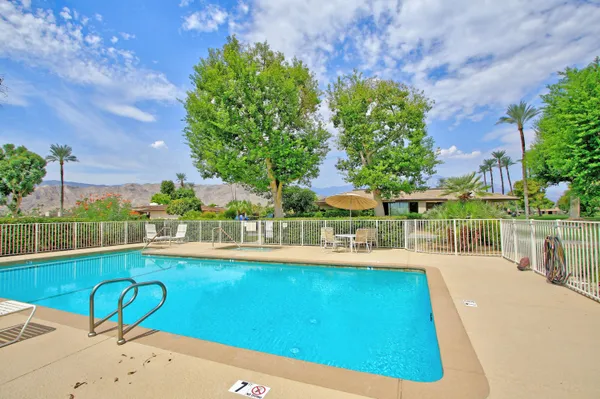 $10,000 | 34 Columbia Drive, Rancho Mirage, CA 92270