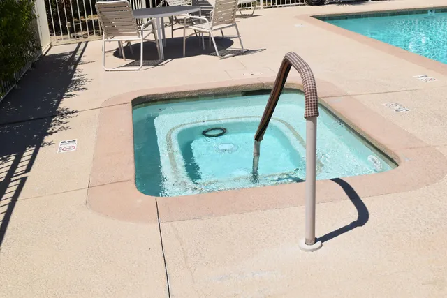 $10,000 | 34 Columbia Drive, Rancho Mirage, CA 92270