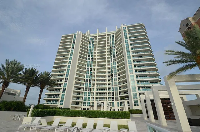 $8,990 | 101 South Fort Lauderdale Beach Boulevard, Unit 1206, Fort Lauderdale, FL 33316