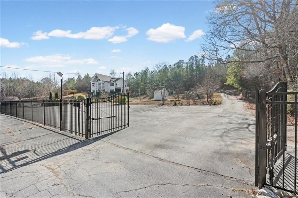 250 Crowe Springs Road Northwest Cartersville, GA 30121 - Photo 72 of 81 a view of a terrace