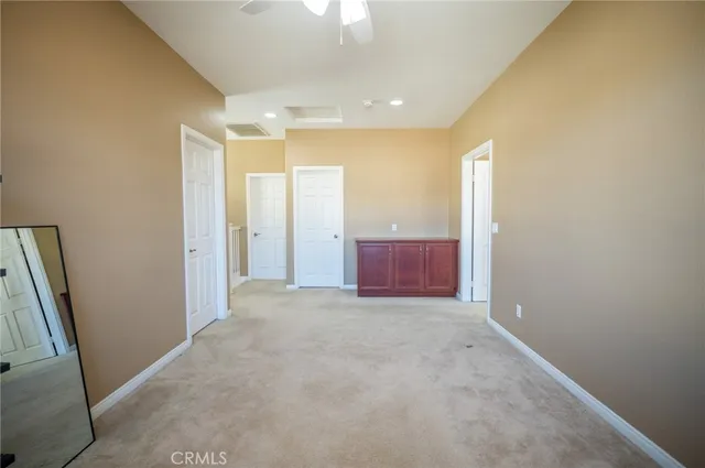 an empty room with closet