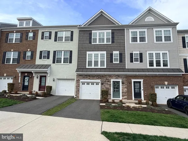 $575,000 | 6097 Camerons Ferry Drive, Haymarket, VA 20169