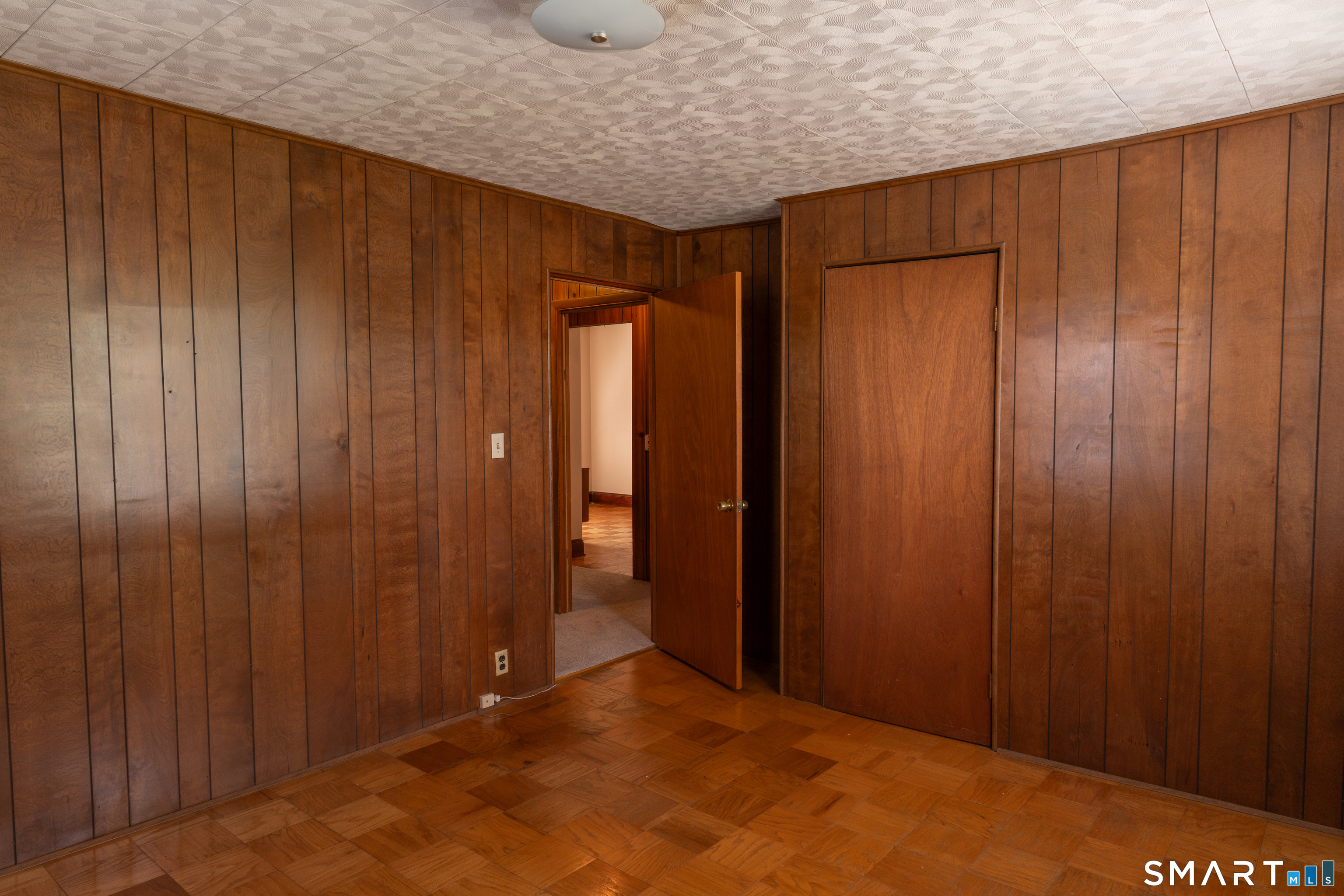 77 Westbury Park Road Watertown, CT 06795 - Photo 18 of 40