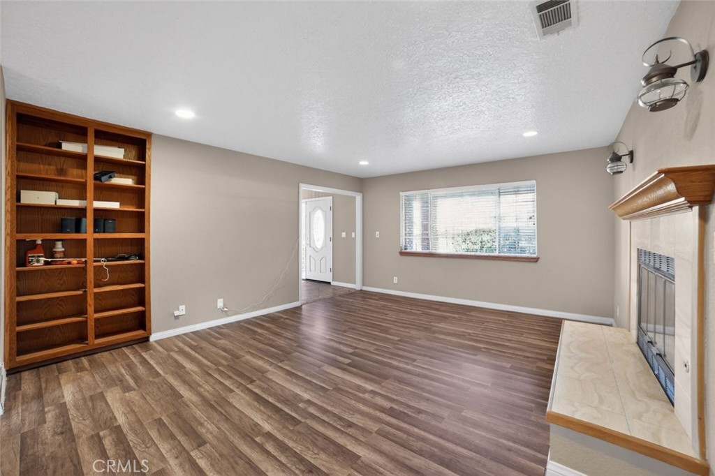 13610 Hidden Valley Road Victorville, CA 92395 - Photo 13 of 50