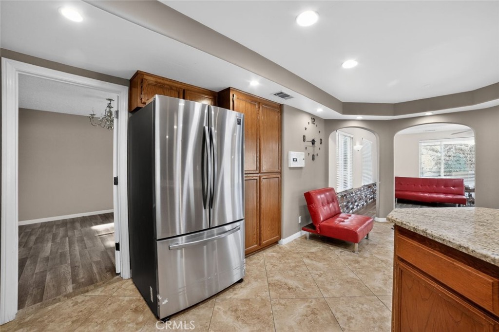 13610 Hidden Valley Road Victorville, CA 92395 - Photo 24 of 50