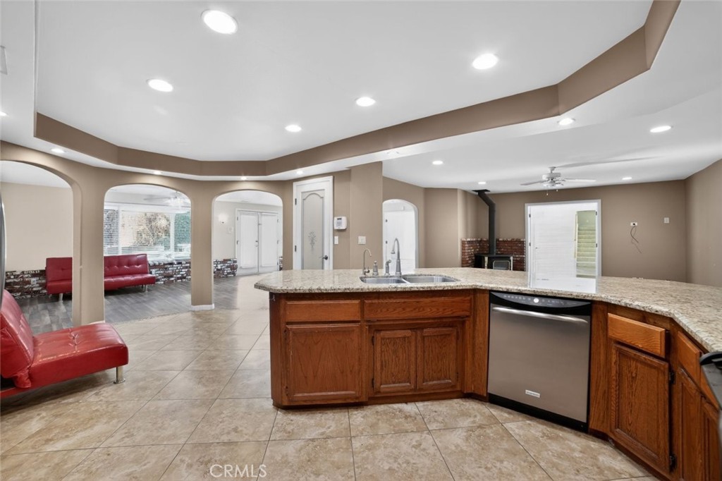 13610 Hidden Valley Road Victorville, CA 92395 - Photo 26 of 50