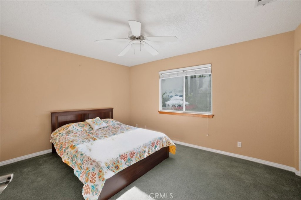 13610 Hidden Valley Road Victorville, CA 92395 - Photo 32 of 50