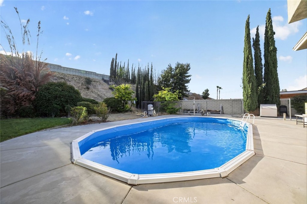 13610 Hidden Valley Road Victorville, CA 92395 - Photo 49 of 50