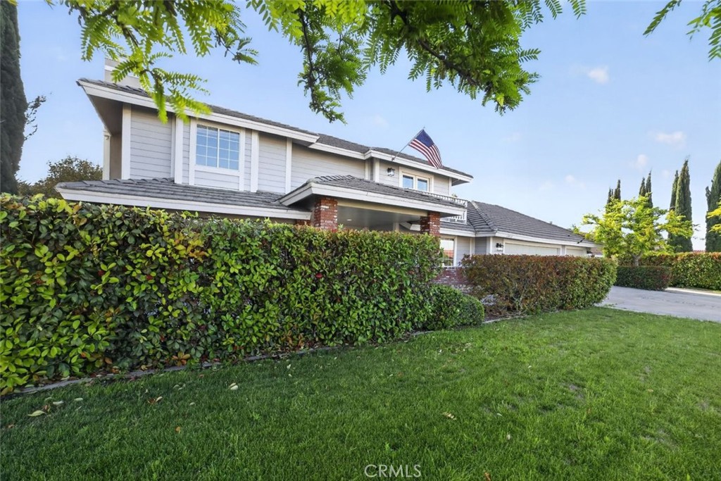 13610 Hidden Valley Road Victorville, CA 92395 - Photo 6 of 50