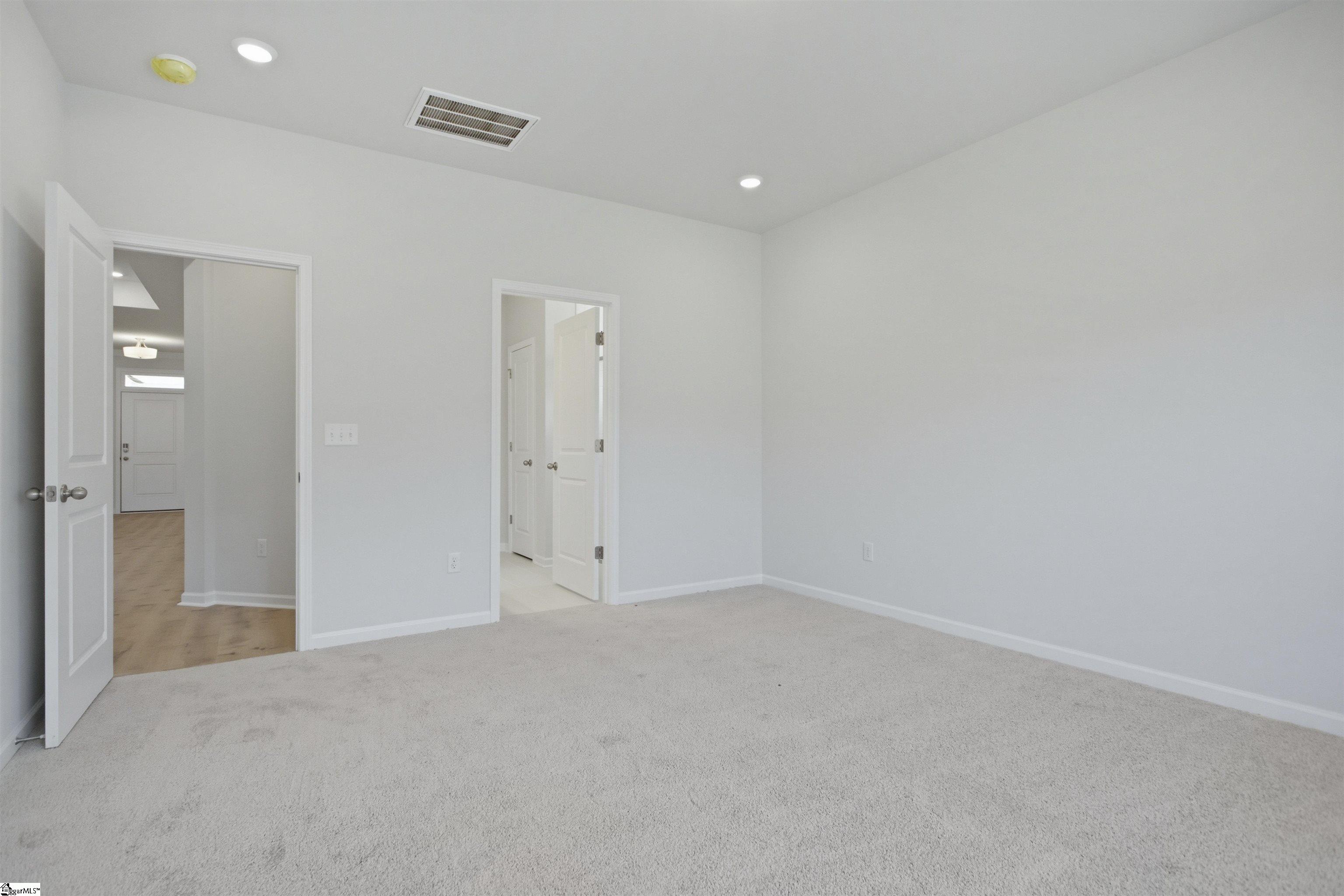 340 Goldenrod Court Seneca, SC 29678 - Photo 11 of 27
