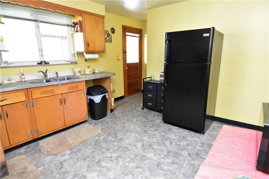 3709 Wayne Road Homestead, PA 15120 - Photo 11 of 25 Gallery Image 11