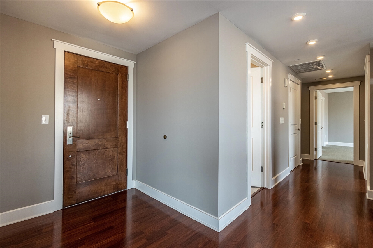 27 Library Street Northeast, Unit 804 Grand Rapids, MI 49503 - Photo 13 of 32