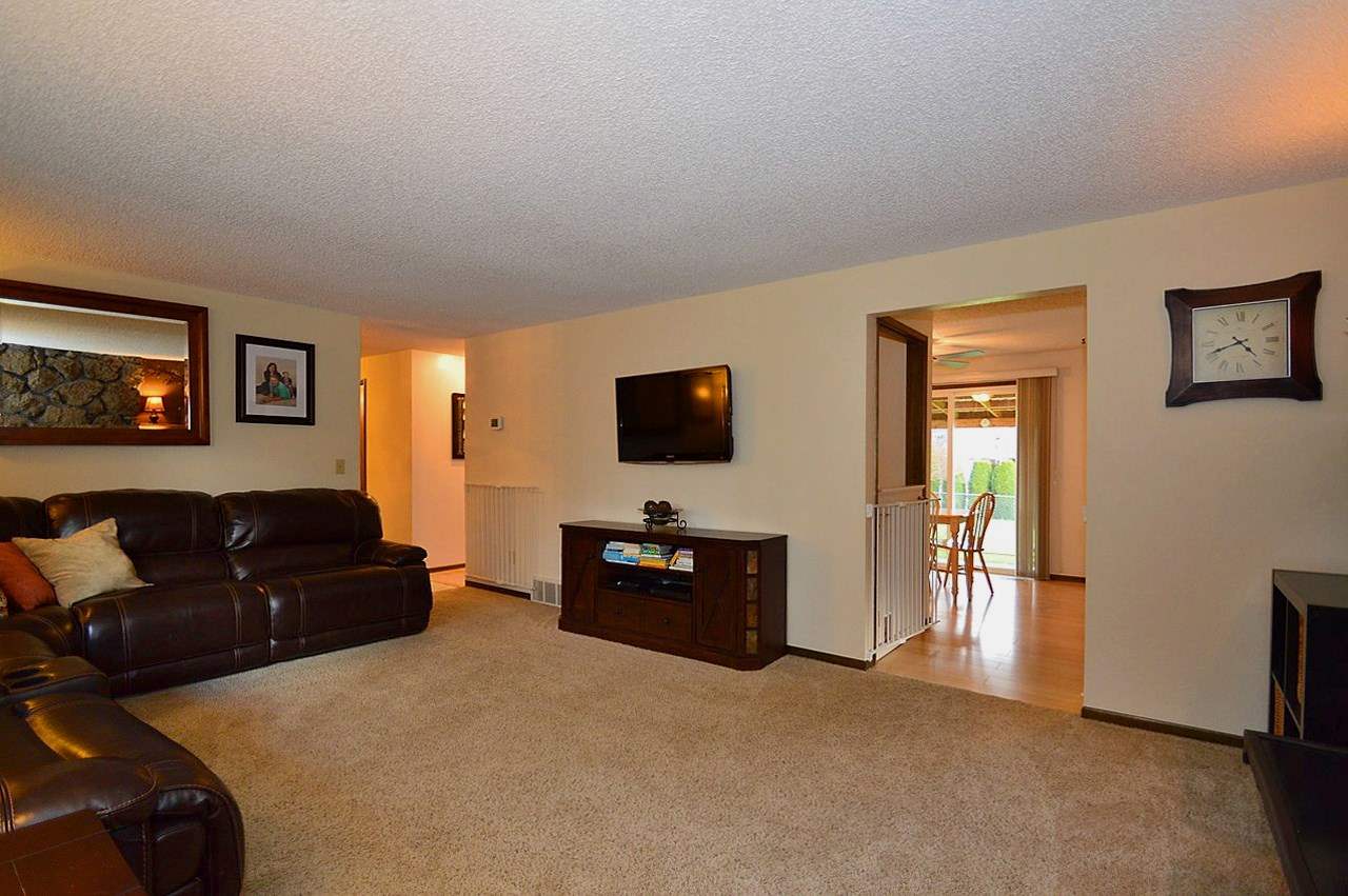 4809 West Alpine Drive Spokane, WA 99208 - Photo 3 of 20