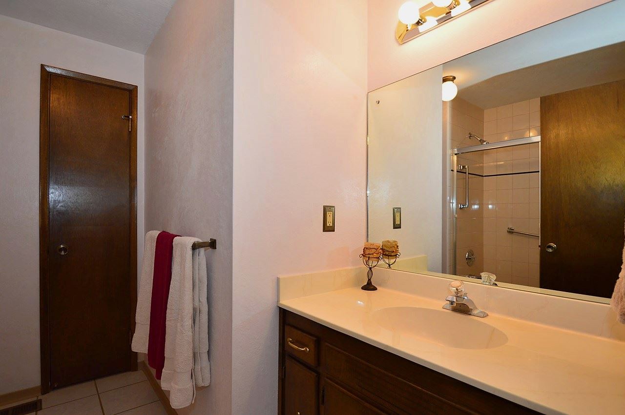 4809 West Alpine Drive Spokane, WA 99208 - Photo 10 of 20
