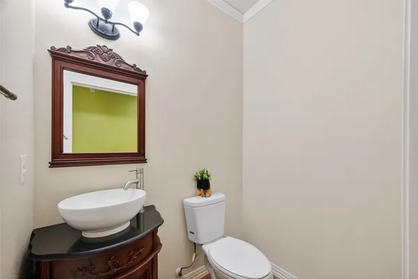 $425,000 | 319 Pinedale Avenue, Arcola, TX 77583