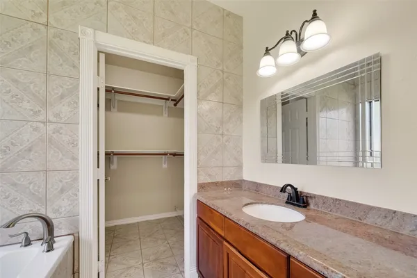 $425,000 | 319 Pinedale Avenue, Arcola, TX 77583