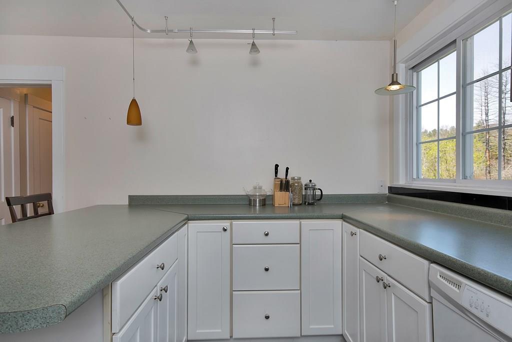 69 Leighton Road Falmouth, ME 04105 - Photo 5 of 35 Photo