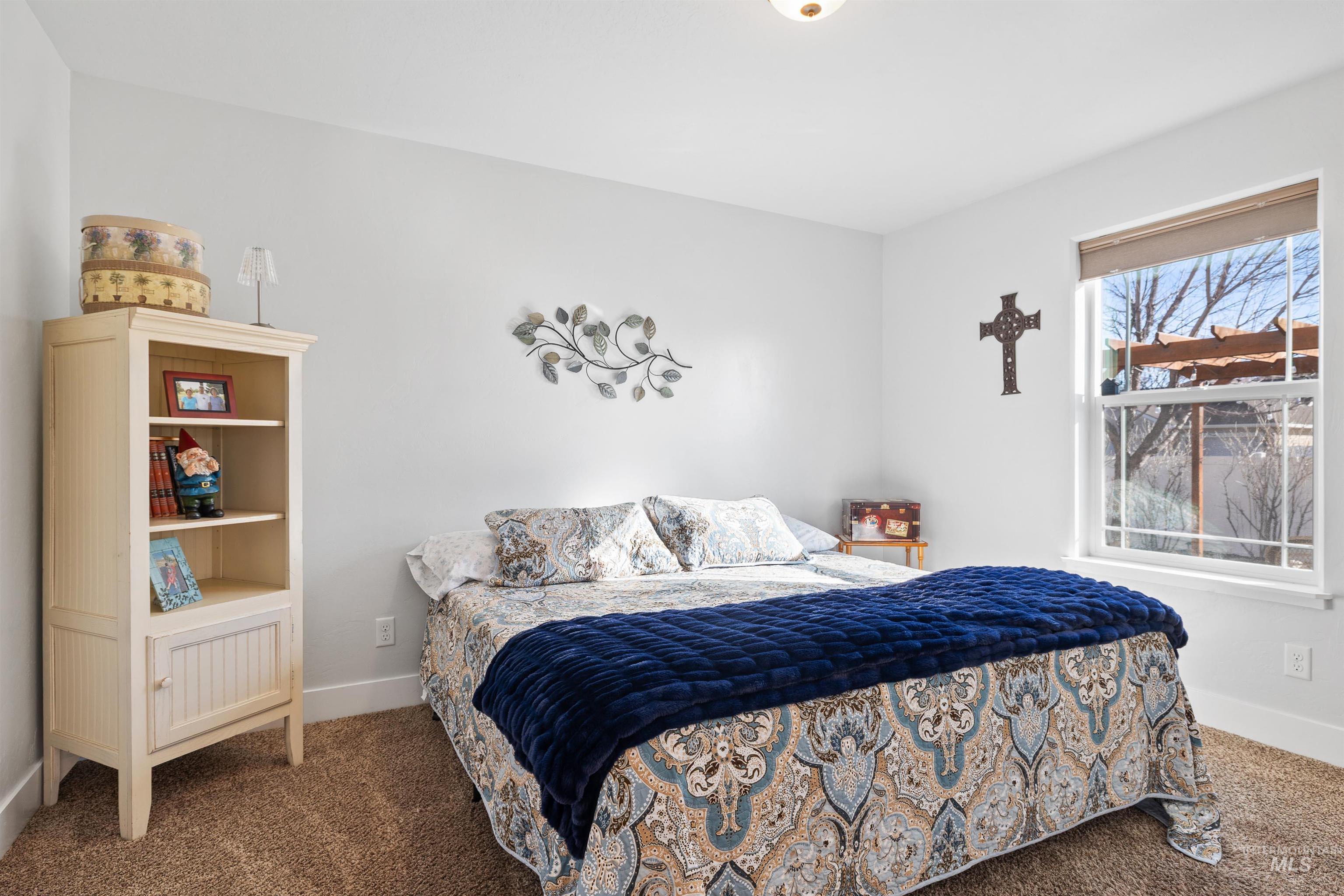 330 Arrowhead Path Twin Falls, ID 83301 - Photo 15 of 37 Carpeted bedroom with baseboards