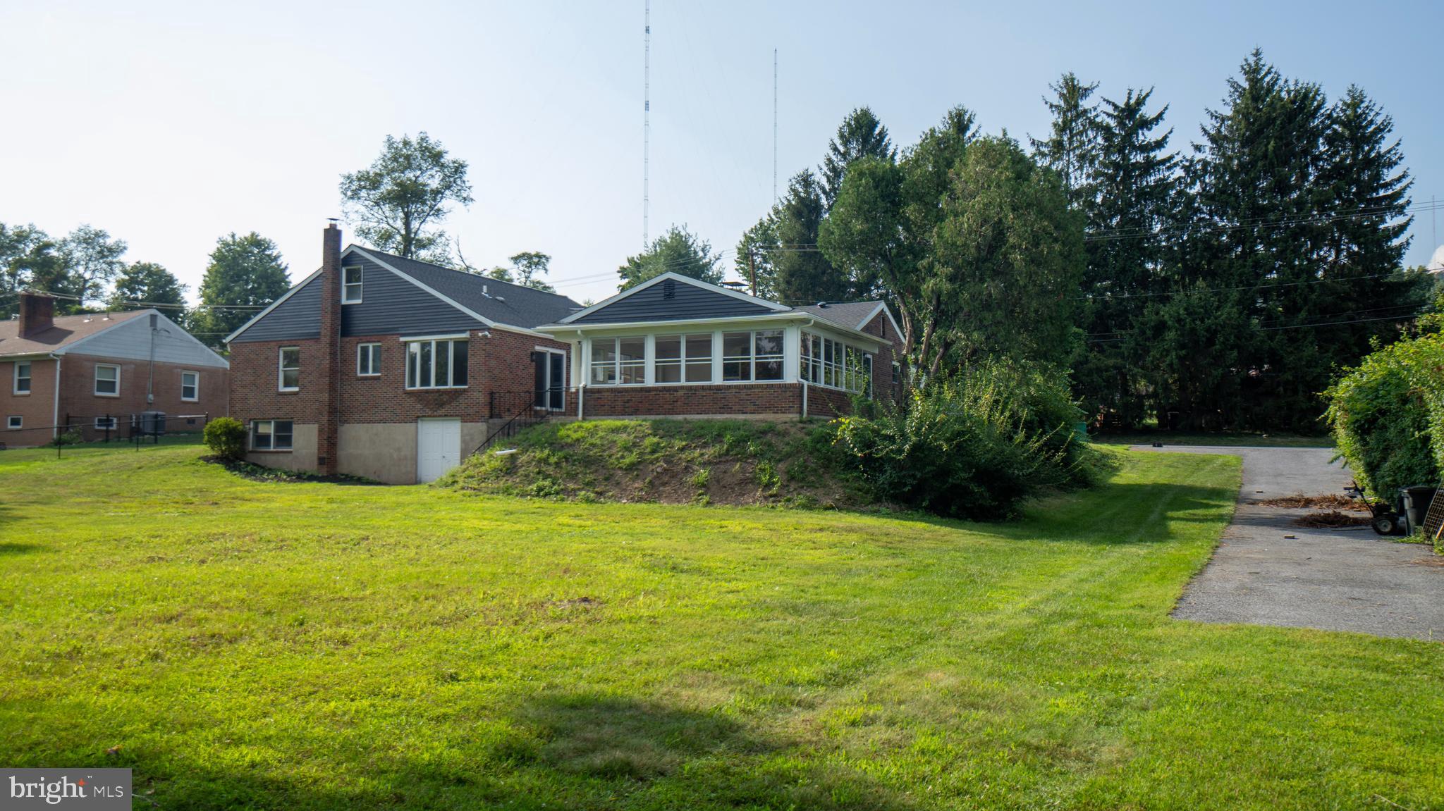 926 Valley Road Enola, PA 17025 - Photo 7 of 49 Gallery Image 7