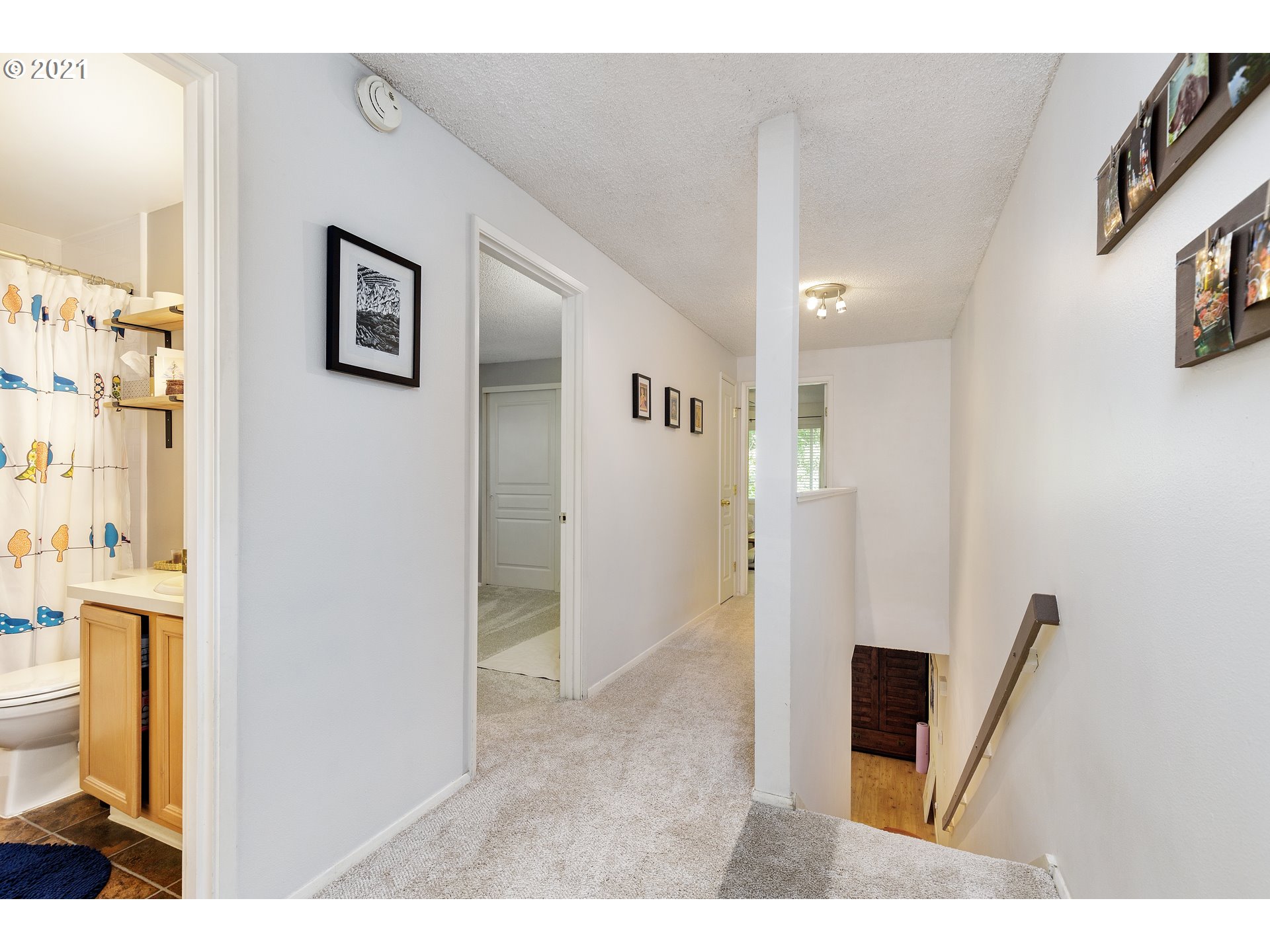 4226 Southwest Garden Home Road Portland, OR 97219 - Photo 13 of 24 Gallery Image 13